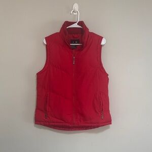 Vest i5 Premium Apparel is a clothing brand specializing in outerwear